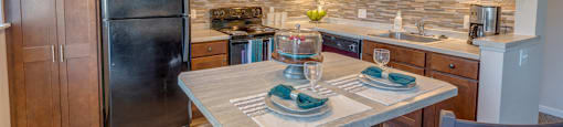 Spacious Kitchen in East Lansing Apartments near Michigan State University | Beechwood