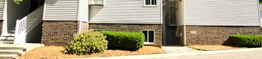 East Lansing Apartments near Michigan State University | Eastpoint Townlets