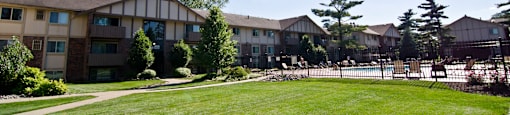 Apartments in East Lansing near Michigan State University | Glenwood