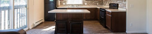 East Lansing Apartments Near Michigan State University | River Park Apartments
