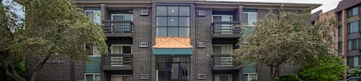 East Lansing Apartments near Michigan State University | Waters Edge Apartments