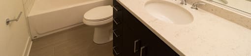 751 Buckingham Bathroom