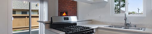 Kitchen Unit at Kenyon Pointe, Tustin