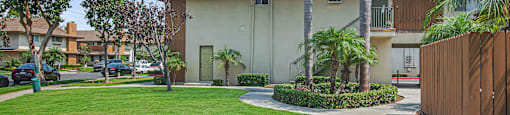 Green Landscape at Kenyon Pointe, Tustin, California