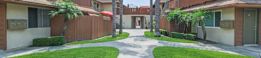 Green Space Walking Trail at Kenyon Pointe, Tustin