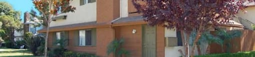 at Kenyon Pointe, Tustin