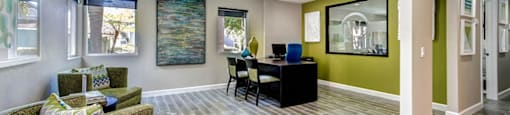 Living Room at SYCAMORE GREENS APARTMENT HOMES, Vista, 92081 