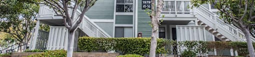 Exterior View at SYCAMORE GREENS APARTMENT HOMES, Vista, CA, 92081