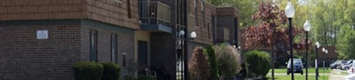 Building outdoors at Trenton Place Apartments, Willoughby, OH