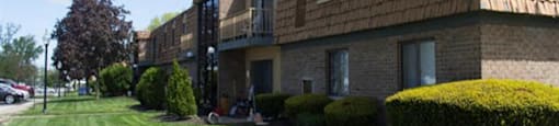 Exterior at Trenton Place Apartments, Willoughby, 44094