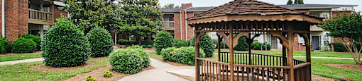 crosswinds courtyard