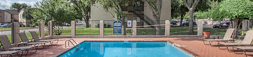 Swimming at GEORGETOWN PARK, Texas, 78628