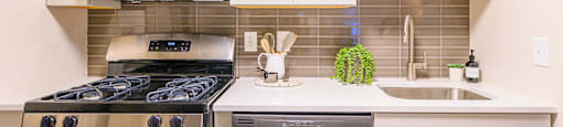Kitchen 1_Model Atria at Atria at Crabtree Valley, Raleigh, NC
