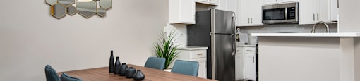 Dining Room at Thornberry Woods Apartment Homes, Naperville, 60565
