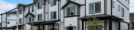 a picture of Timberview Townhomes in Oregon City, OR