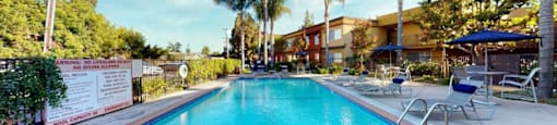 the swimming pool at the resort on longboat key club at The Marquee Apartments, North Hollywood