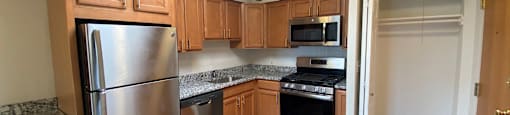 Bright and Welcoming Kitchen