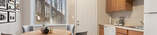 Mableton Ridge Apartments in Mableton GA photo of Comfy Kitchen with Appliances