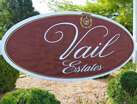 Princeton in Courthouse Near  Vail Estates Apartments 100 S Richland Creek Dr, Princeton, IN 47670