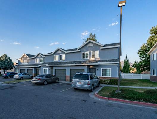 Avion Townhome Apartments Exterior Buildings and Garages