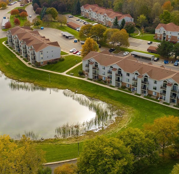 Apartments in Cutlerville, MI Byron Lakes Apartments