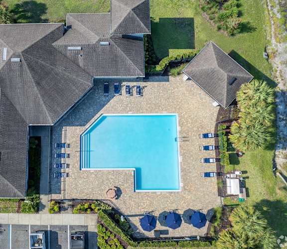 Clubhouse Pool