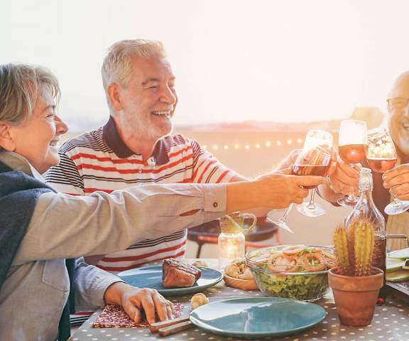 friends toasting