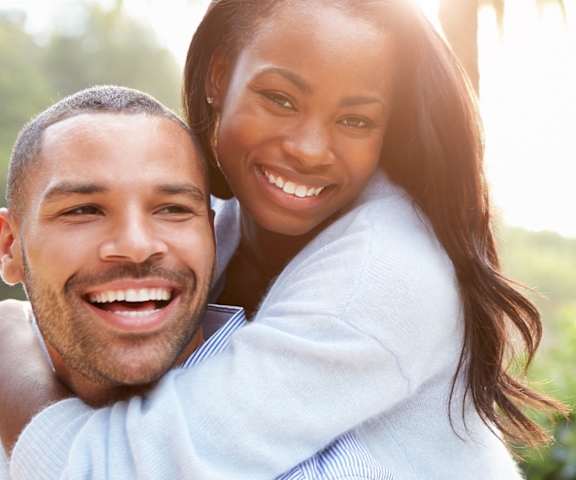 Friendly Couple enjoying life at Prairie Apartments