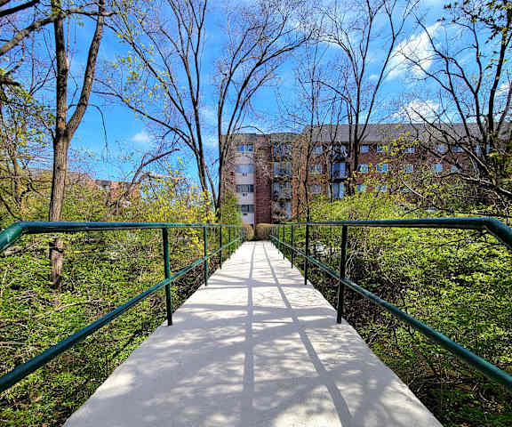 Lisle Station Bridge