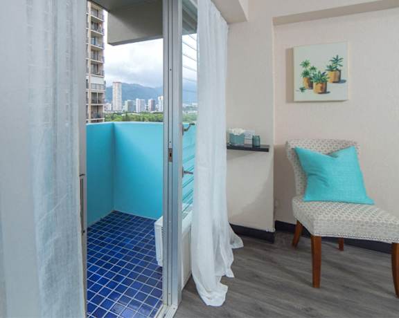 Waikiki Walina Apartments living area with decor