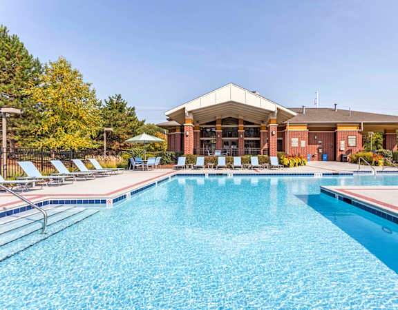 Glimmering Pool at Thornberry Woods Apartment Homes, Naperville, 60565