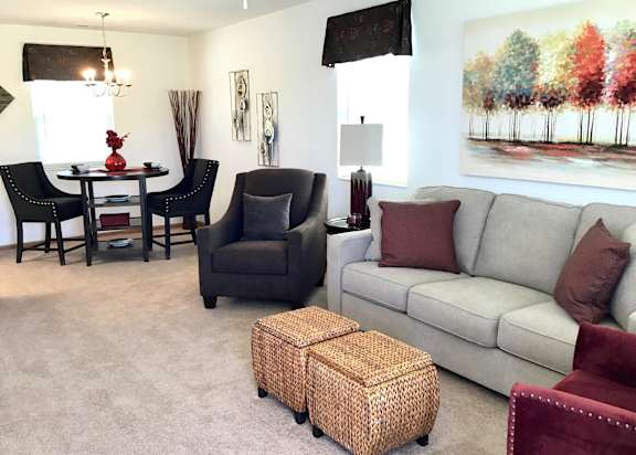 Shawnee Lakes one bedroom apartment living room