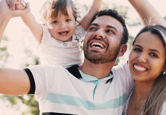 Family Together at Oaks at Greenview, Houston, 77015