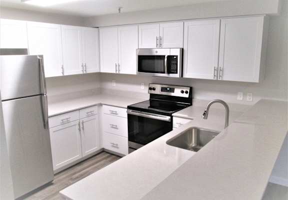 Cedar Three Bedroom Kitchen at Cedar Heights, Kirkland, WA 98034