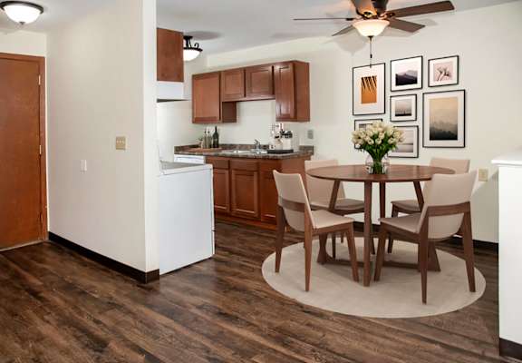 Heritage Manor Apts dining area