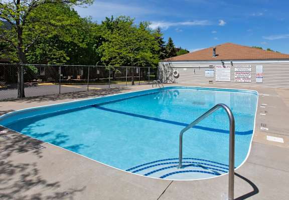 Apartments in Brooklyn Park, MN