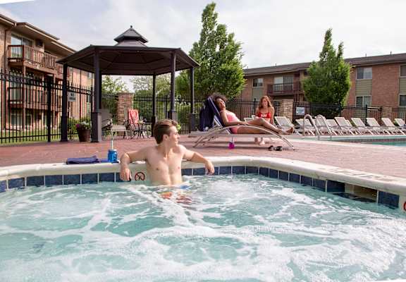 Apartments near Michigan State University | Berrytree Apartments
