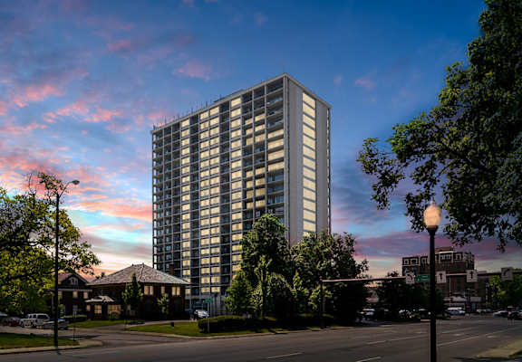 Upscale Community at CityView on Meridian, 3801 N. Meridian St, Indianapolis, IN 46208