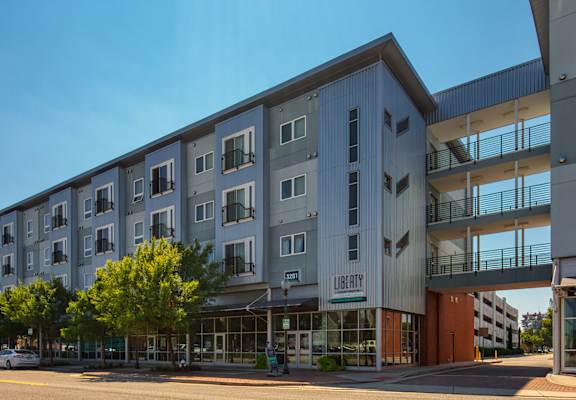 Liberty Apartments Exterior 10