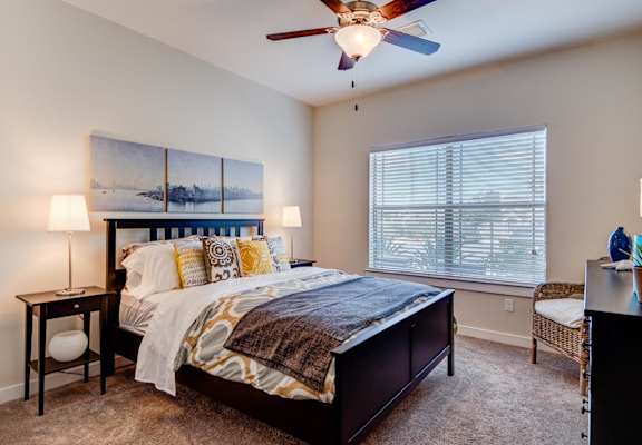 Beautiful Blinds at La Contessa Luxury Apartments, Laredo, TX 78045