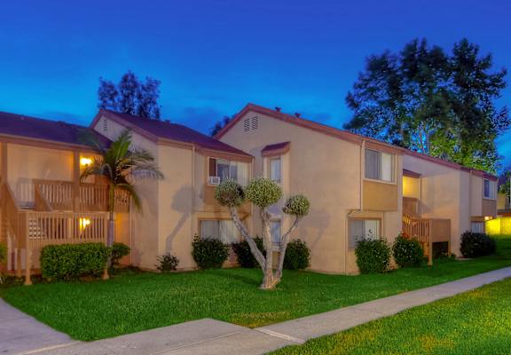 Beautiful Lawn at WOODSIDE VILLAGE, West Covina, CA, 91792