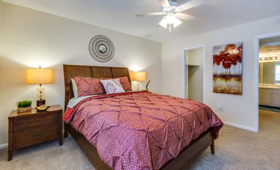 High Country Apartments Bedroom Tuscaloosa, AL