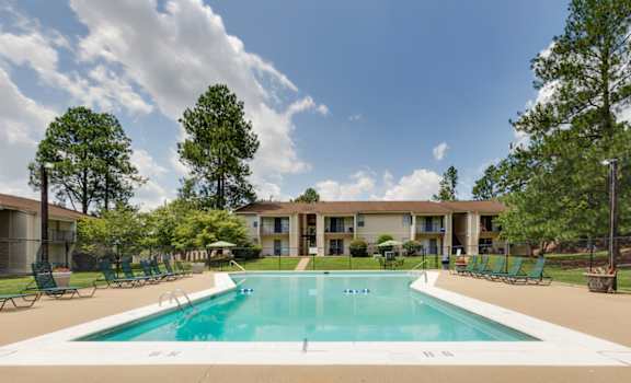 High Country Apartments pool Tuscaloosa, AL