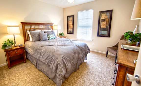 Mountain View Apartment Homes, Tuscaloosa, AL, Bedroom