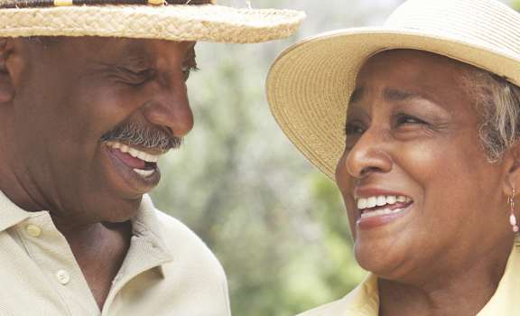 Morris Manor Apartments in Jacksonville, FL friendly couple enjoying life