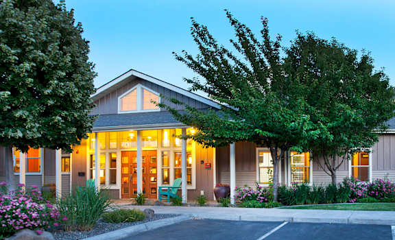 Island View Apartments Richland, Washington Front Exterior