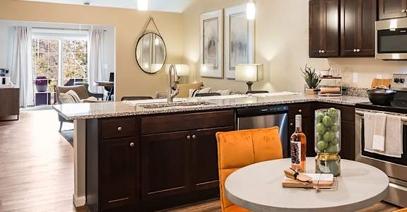 Chardon Ohio Apartment Rentals Redwood Living Redwood Chardon Flash Gallery Kitchen