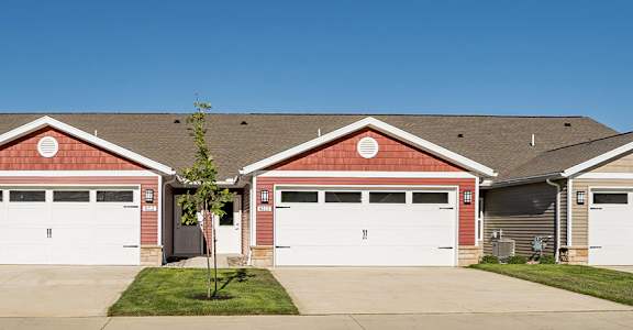 Maumee Reynolds Road Ohio Apartment Rentals Redwood Living Redwood Maumee Reynolds Road Flash Gallery Exterior