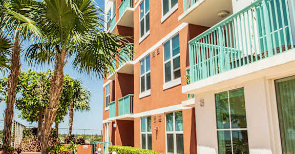 Progresso Point Apartments in Fort Lauderdale, FL building exterior