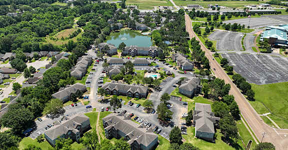 Drone view at Southaven Pointe Apartments, Southaven, MS